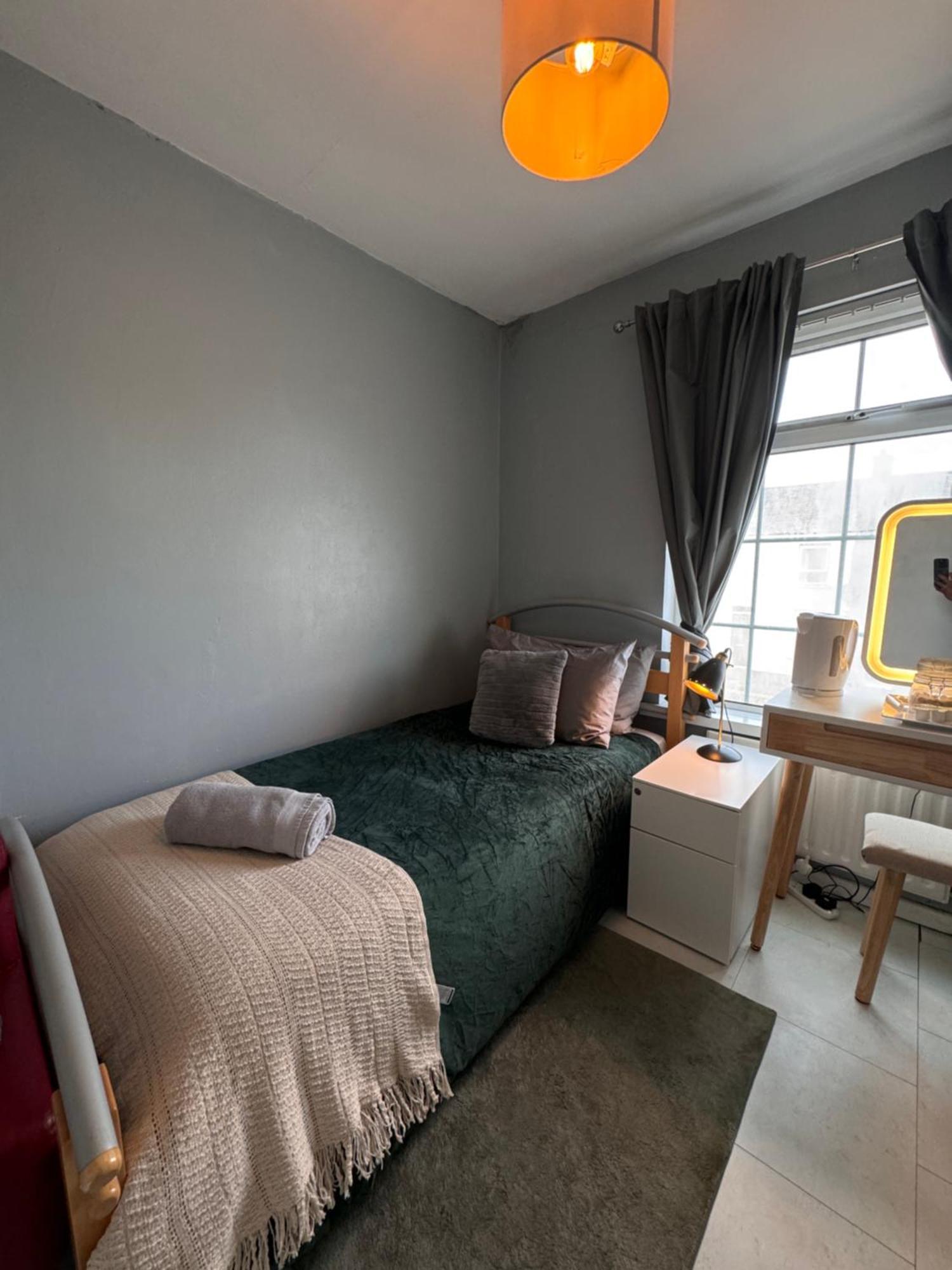 House Near To Castlecourt Shopping Alloggio in famiglia Belfast