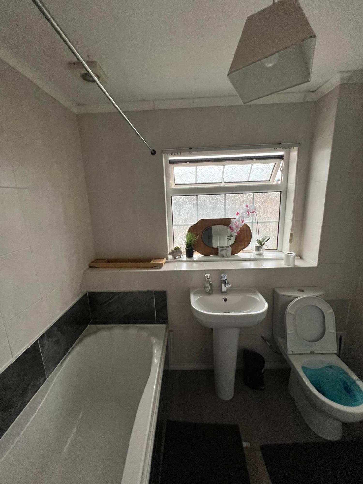 House Near To Castlecourt Shopping Accommodatie bij particulieren *